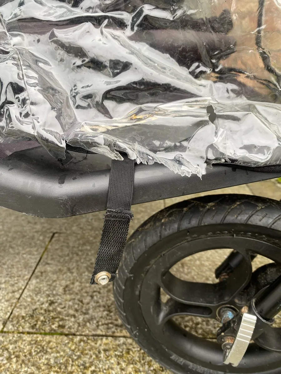 Out n About Nipper V4 Double Stroller - Image 4