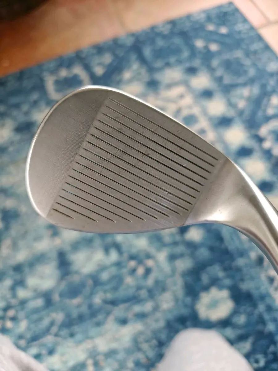 Left handed titleist vokey sm8 60 wedge 10S - Image 4