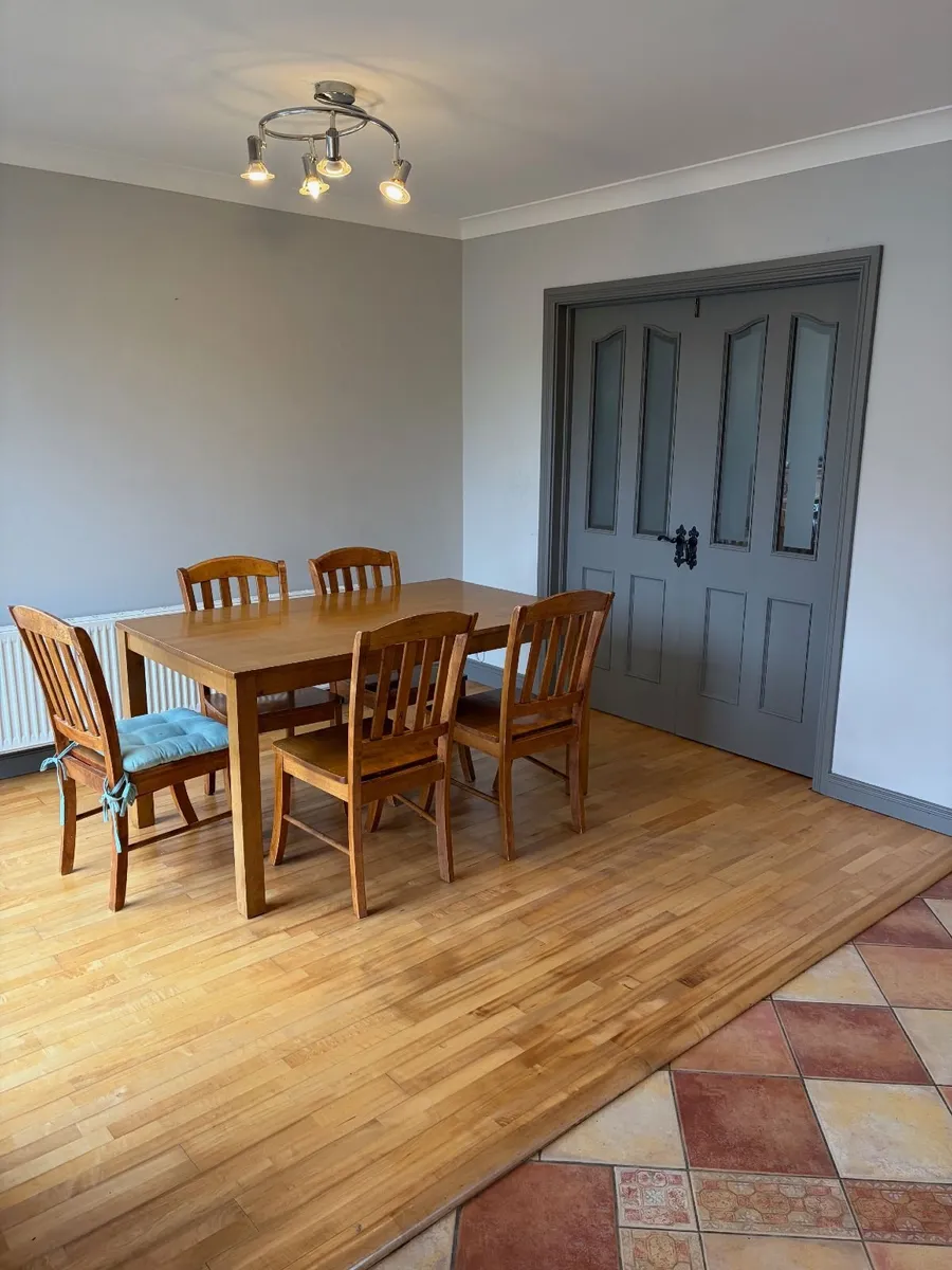 3 Bed Semi-Detached House – Glen Easton Woods, Lei - Image 4