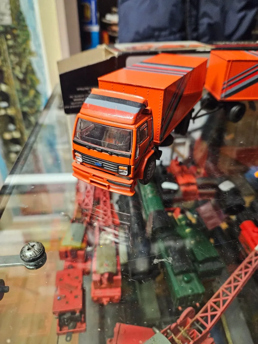 Corgi NZG Ford Cargo and Trailer 1.50 - Image 2