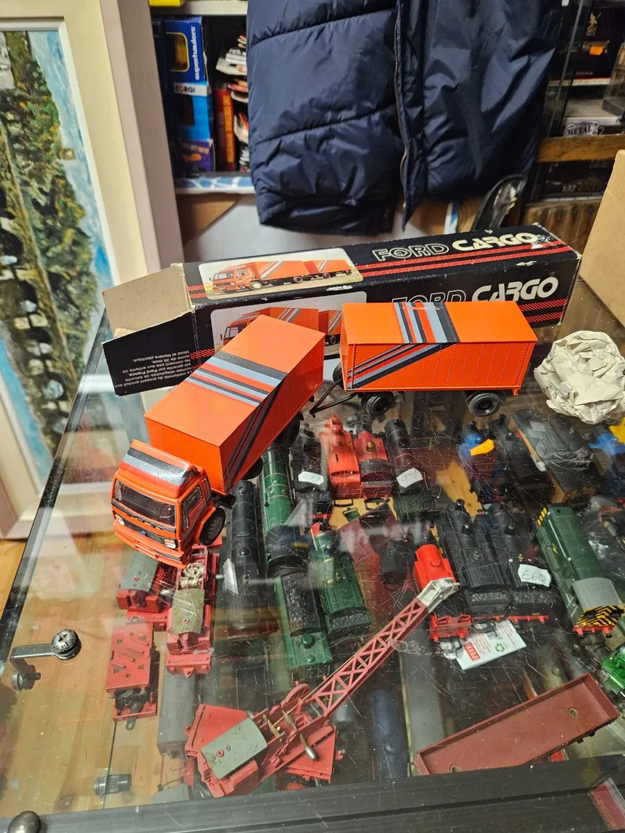 Corgi NZG Ford Cargo and Trailer 1.50 - Image 4