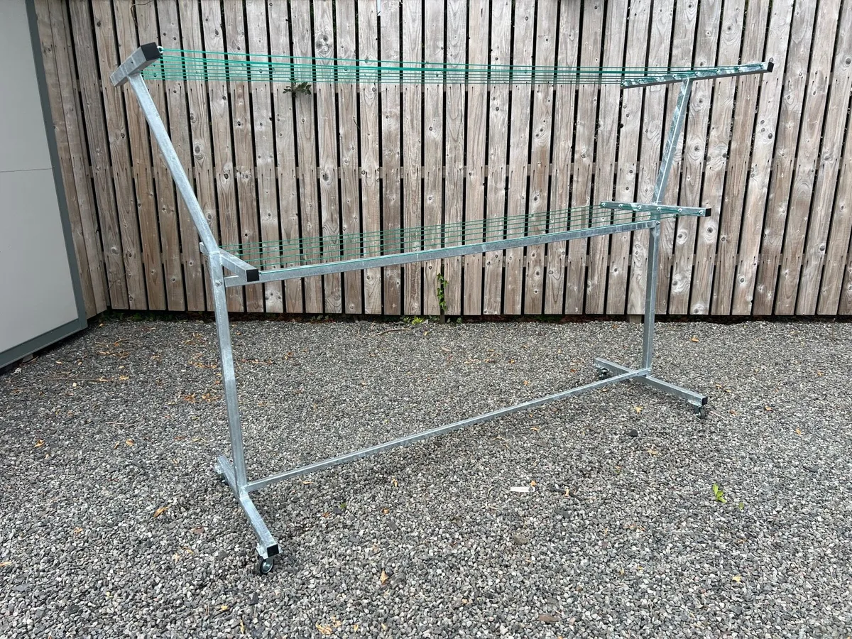 New 8ft Galvanised Mobile Clothes Line on Wheels - Image 2