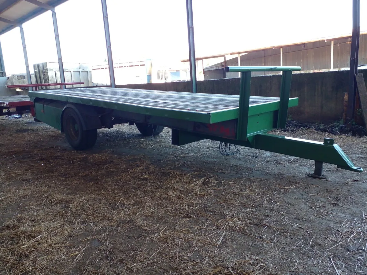 Bale trailer - Image 2