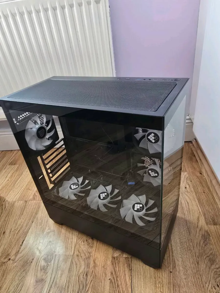 Pc Case and Power Supply - Image 1