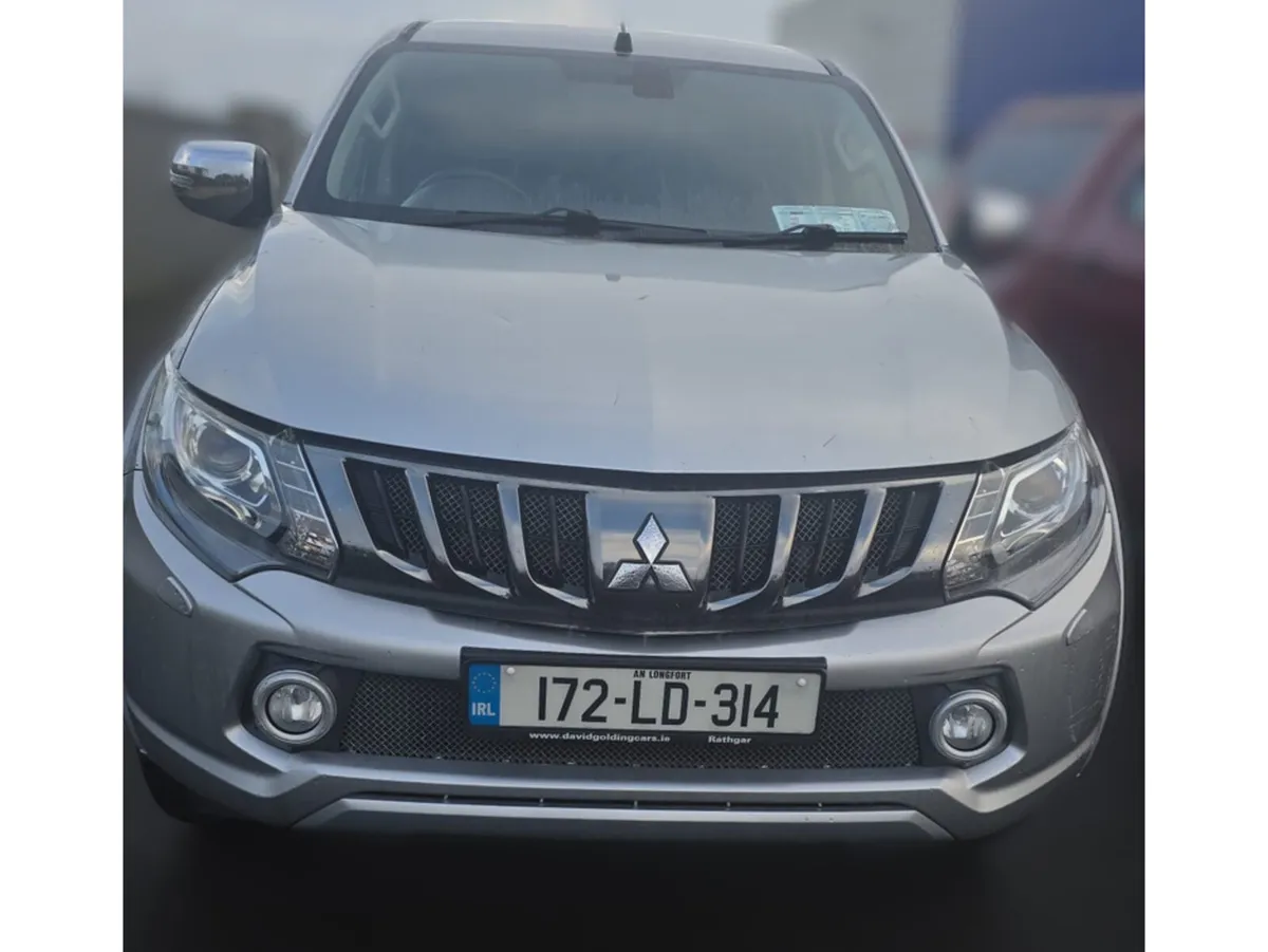 Mitsubishi L200 DID BARBARIAN D/C 4WD 17 2.5 CR 4W - Image 1