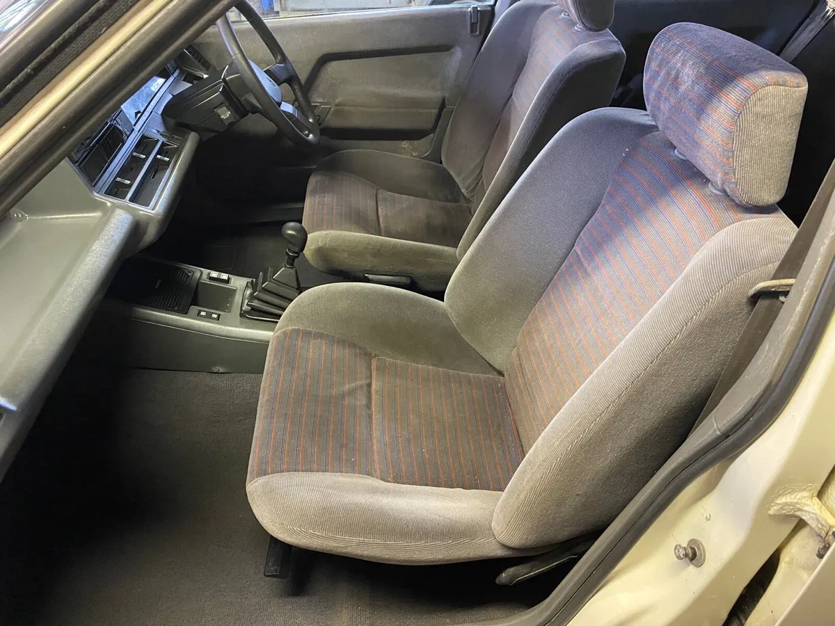 1989 RENAULT 21 2 LITRE INJECTION - Image 4