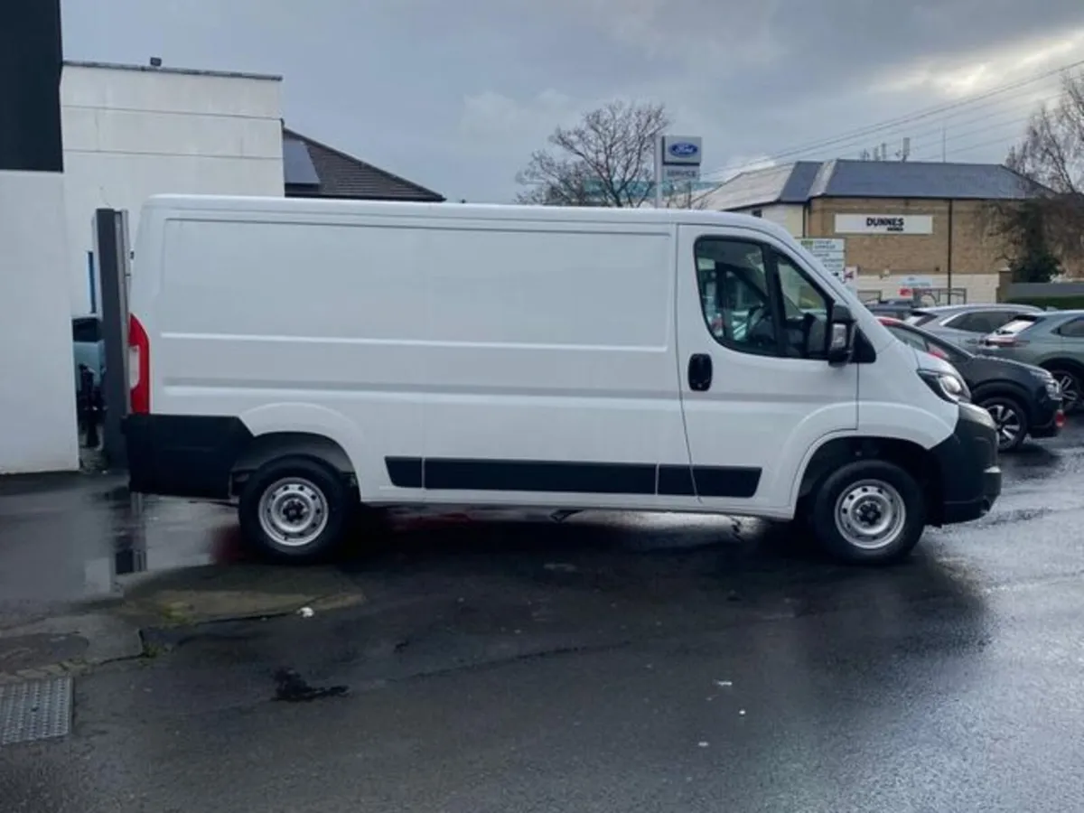 Fiat Ducato Medium Wheel Base, Low Roof (L2 H1) Ex - Image 4