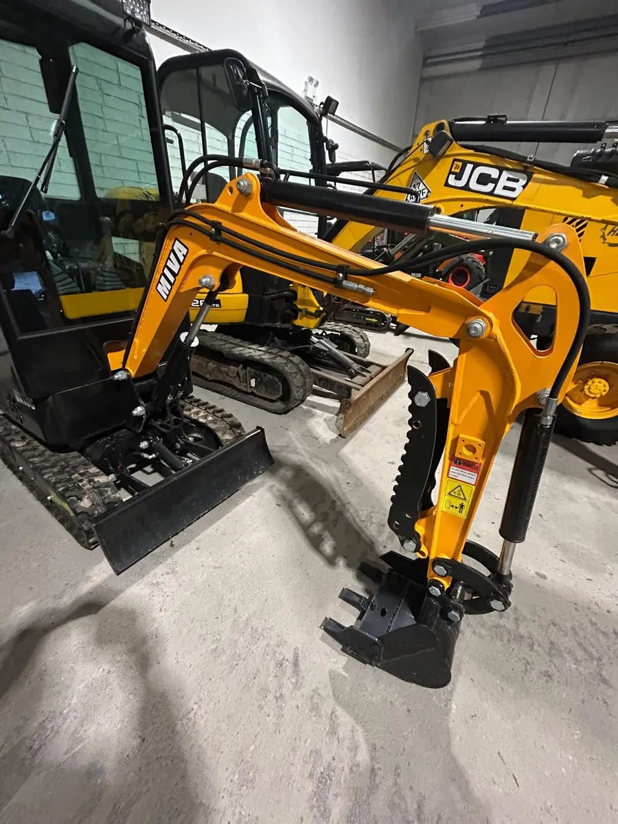 Micro Excavator - Image 3