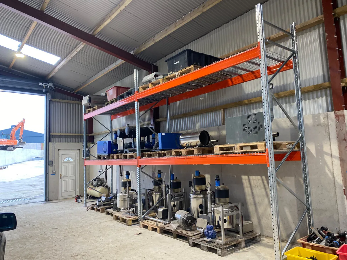 Milking Parlour Spares SR70 Stainless receiver70 L - Image 1