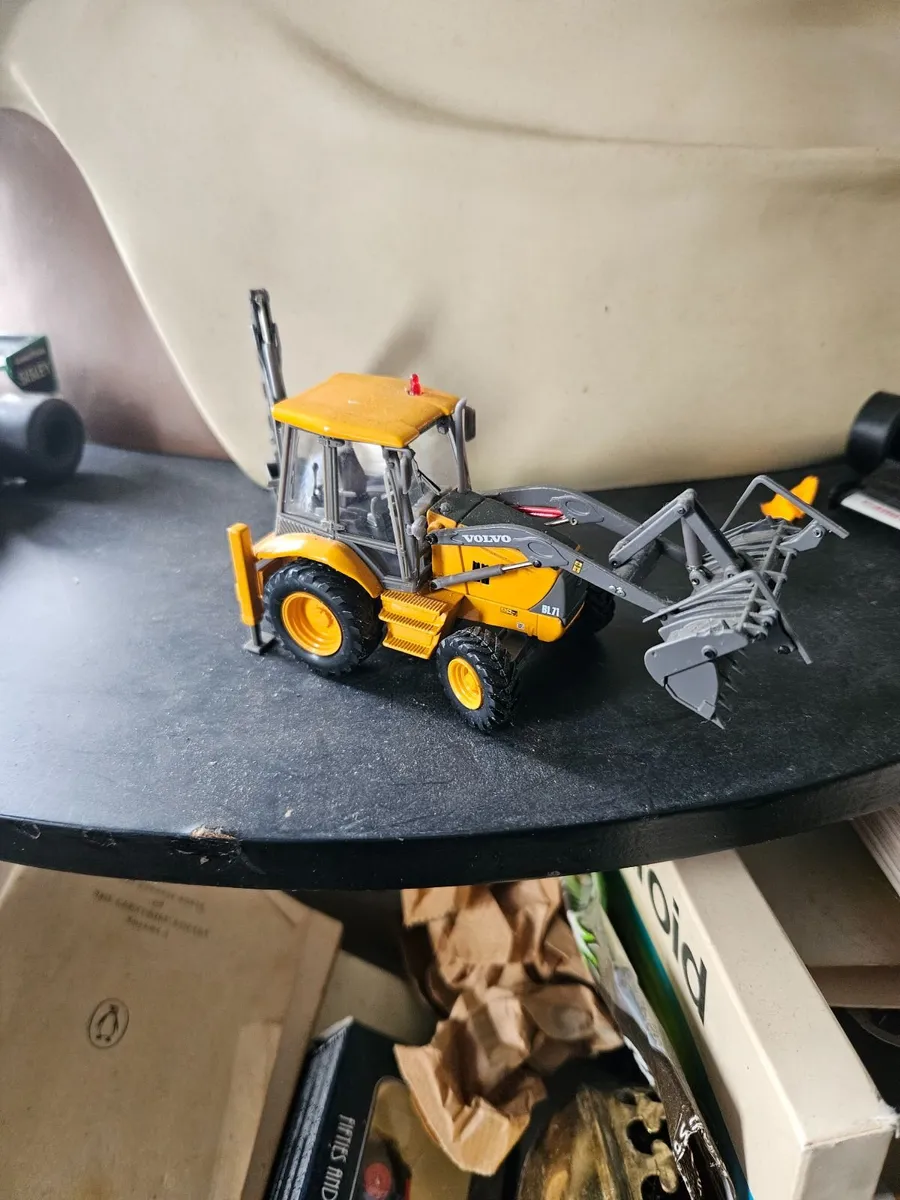 Corgi Motorart Volvo Loader 1.50 - Image 3