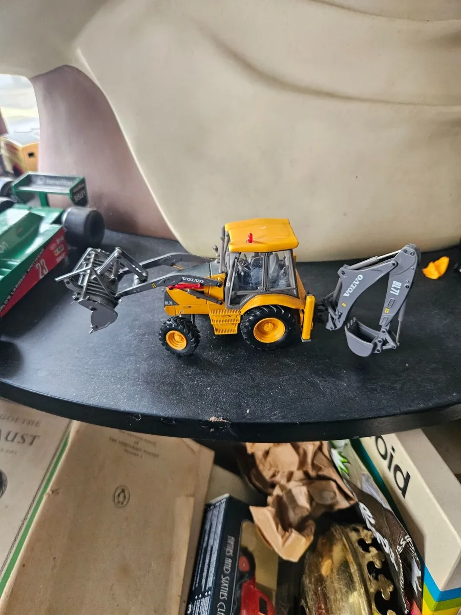 Corgi Motorart Volvo Loader 1.50 - Image 4