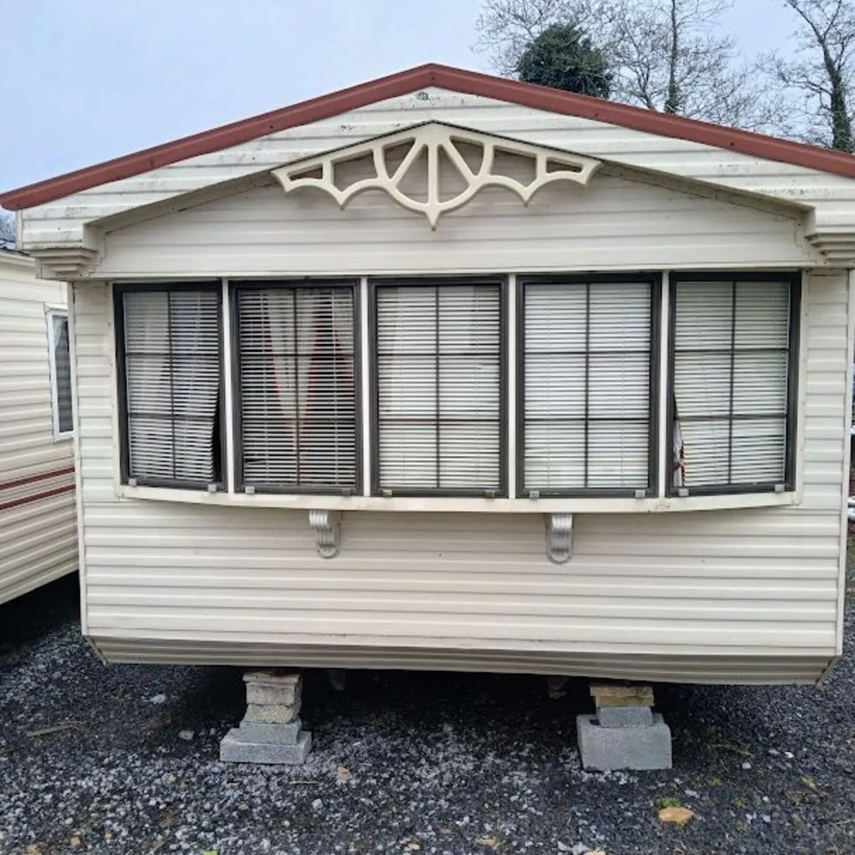 2 bed mobile home - Image 2