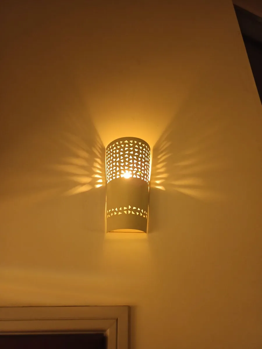 House lights - Image 1