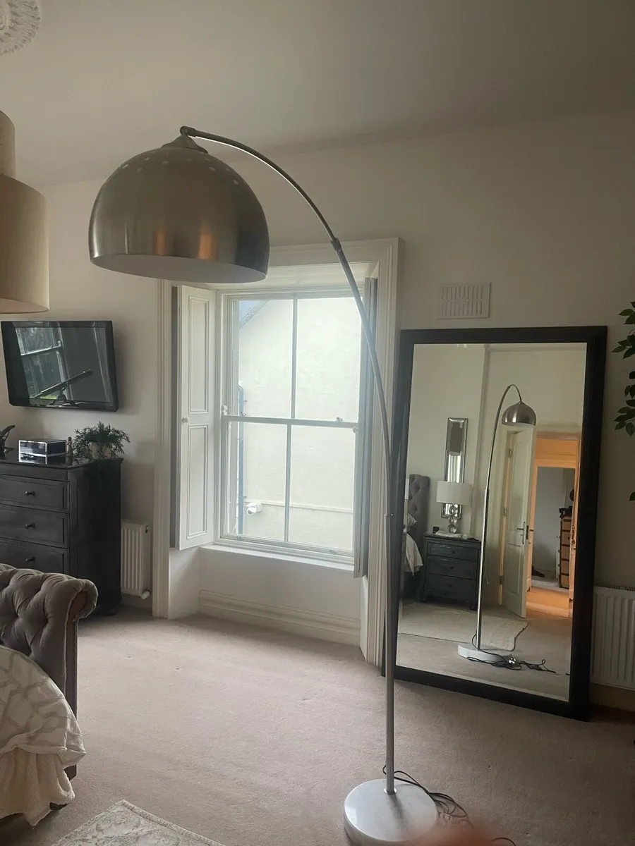 Floor arm lamp… - Image 1