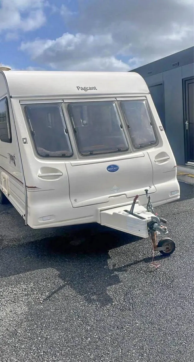 2003 Bailey Pageant, 4 Berth, Single axle - Image 1