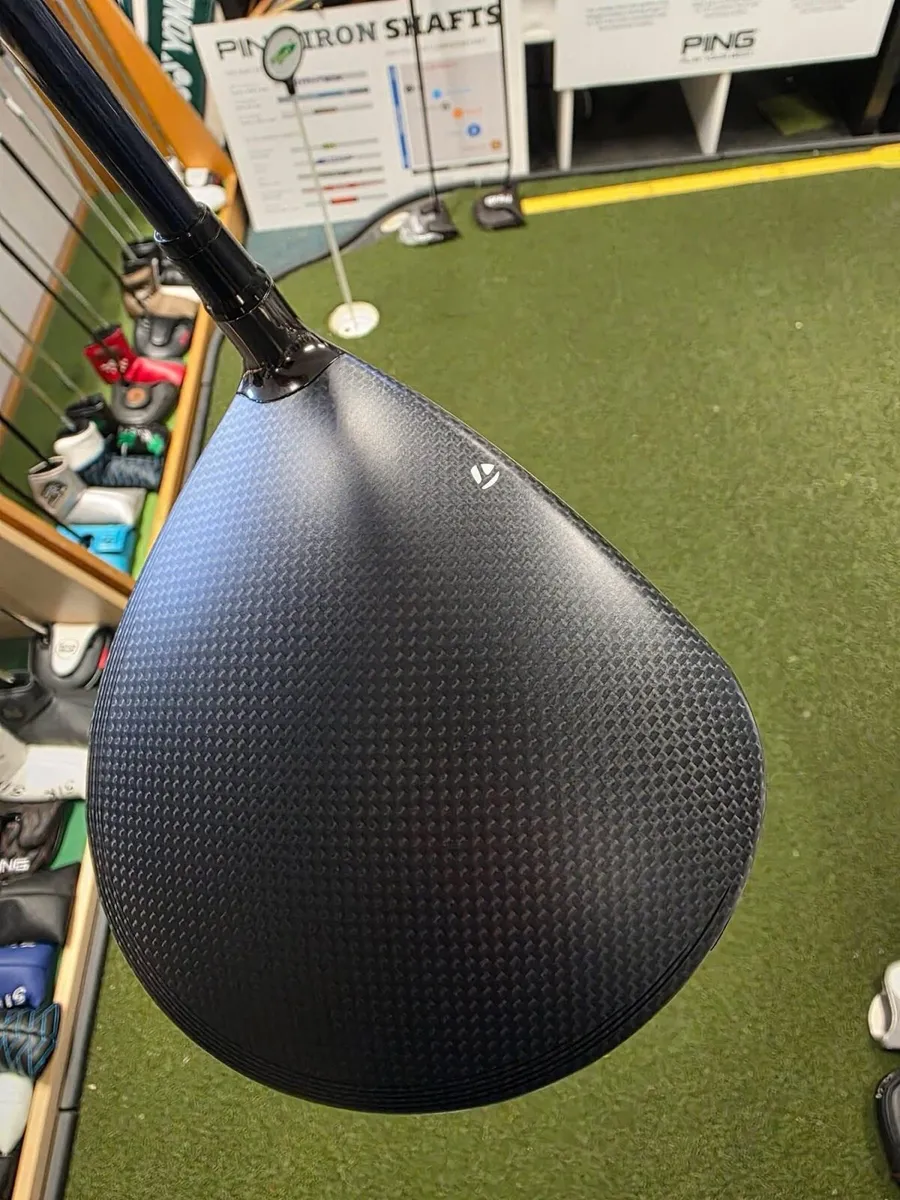 Taylormade Qi35 Max Driver - Image 3