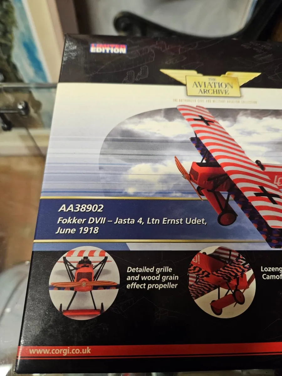 Corgi German WW1 Fokker Biplane - Image 2