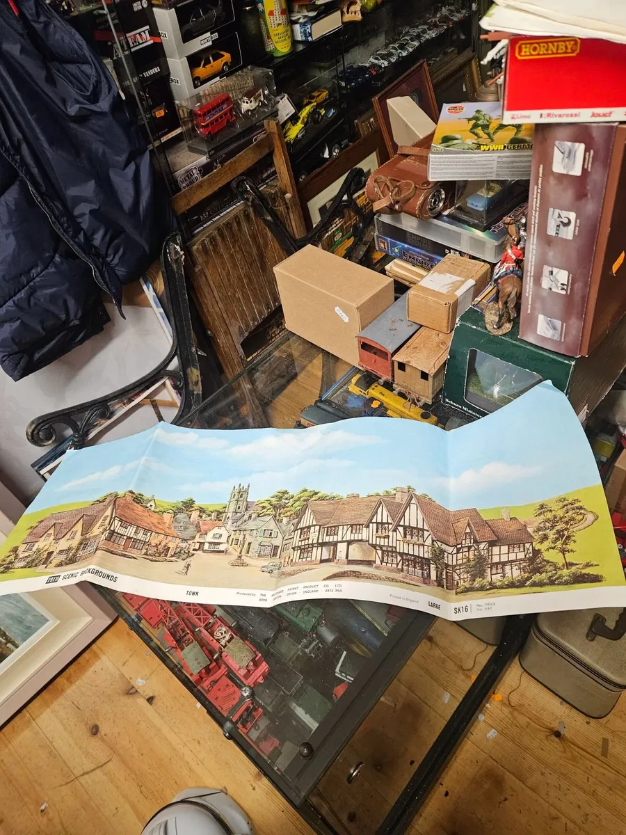 Hornby Peco OO Gauge Scenic Background - Image 1