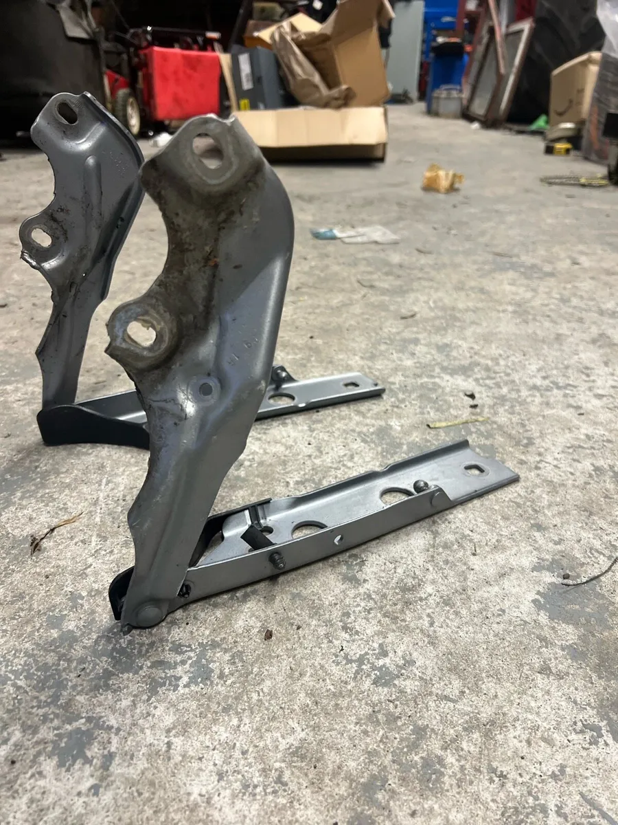 Audi A6 C7 bonnet and hinges - Image 4