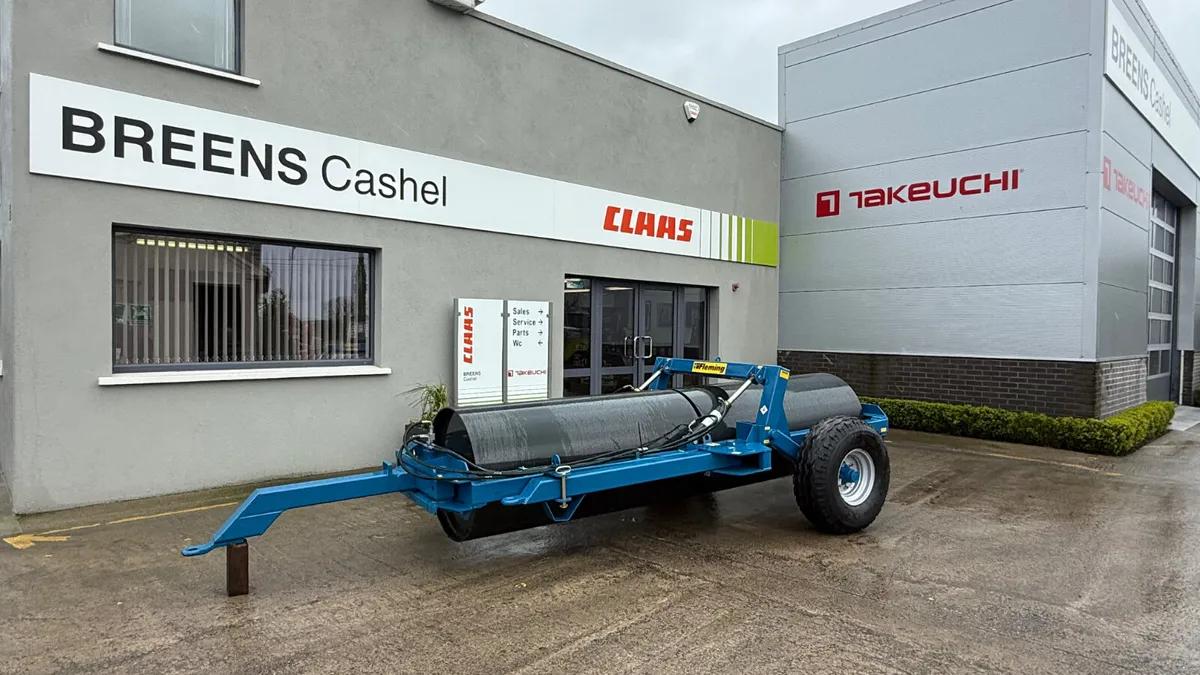 Fleming End Tow Roller - 12ft - Image 1