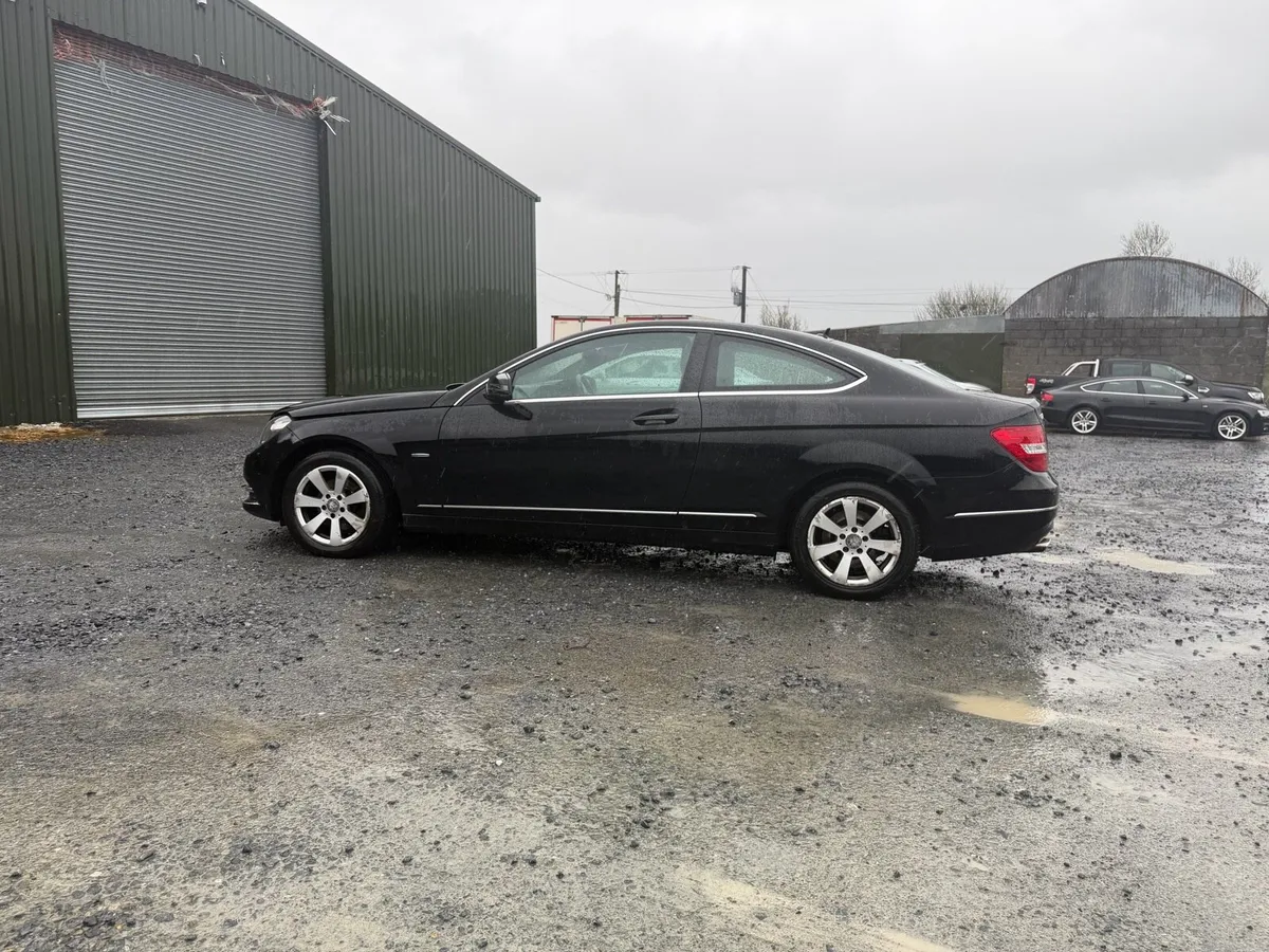 2012 Mercedes C class 220 diesel - Image 4