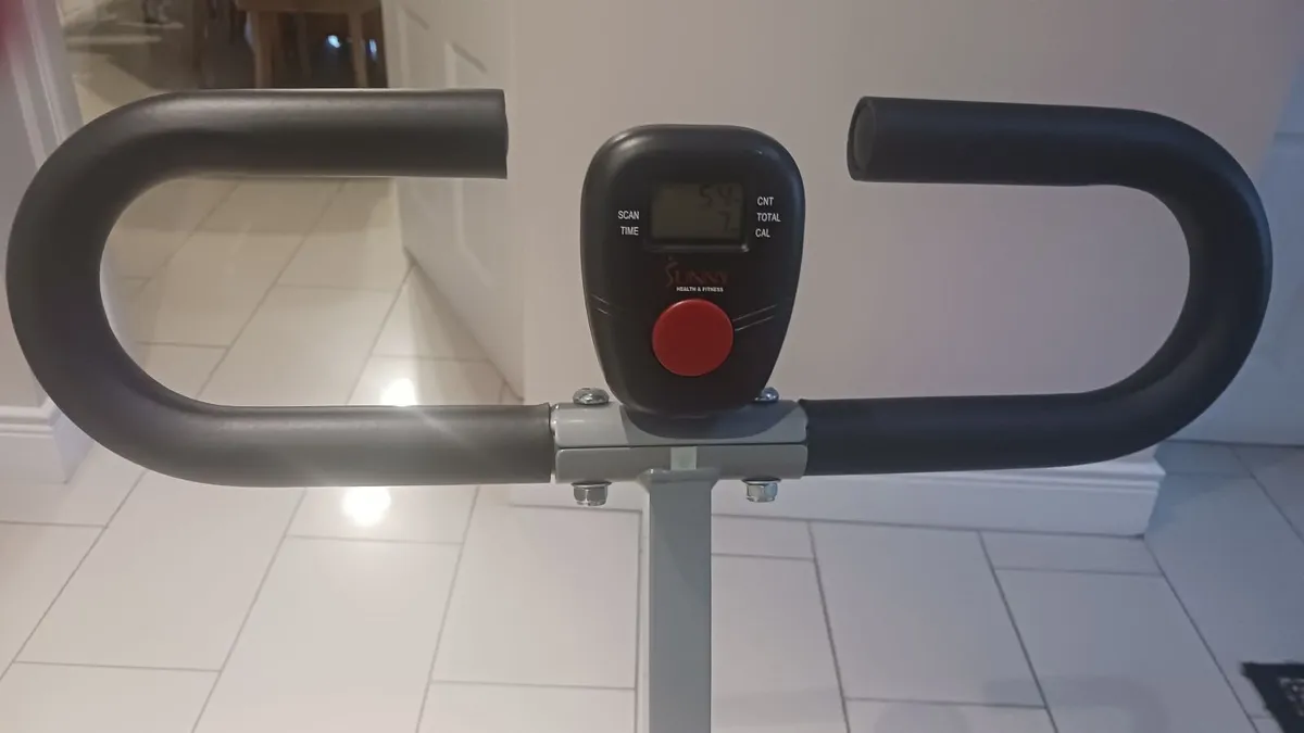 Row and ride excerise machine - Image 3