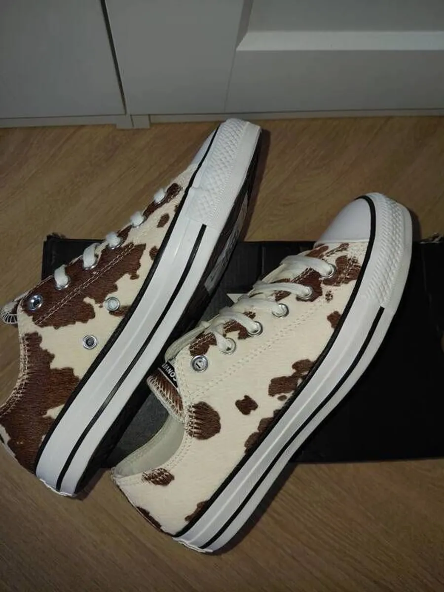 NEW Converse All Stars - Image 4