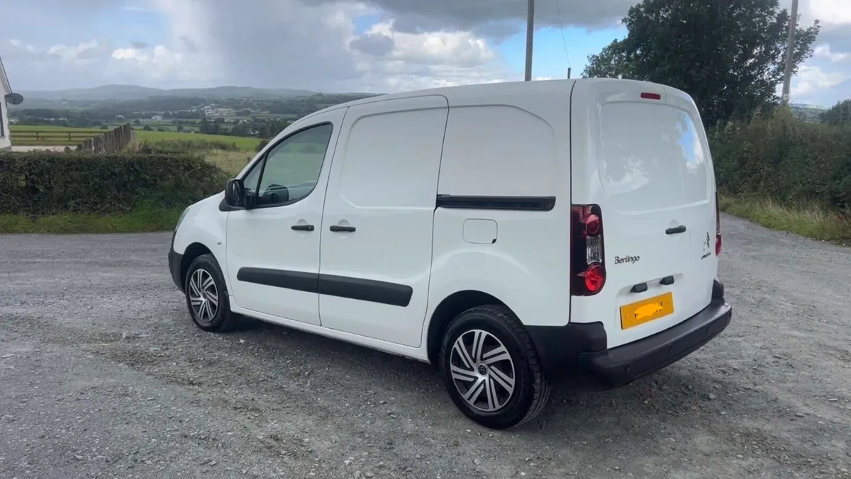 2016 berlingo , Full year CVRT.. - Image 2