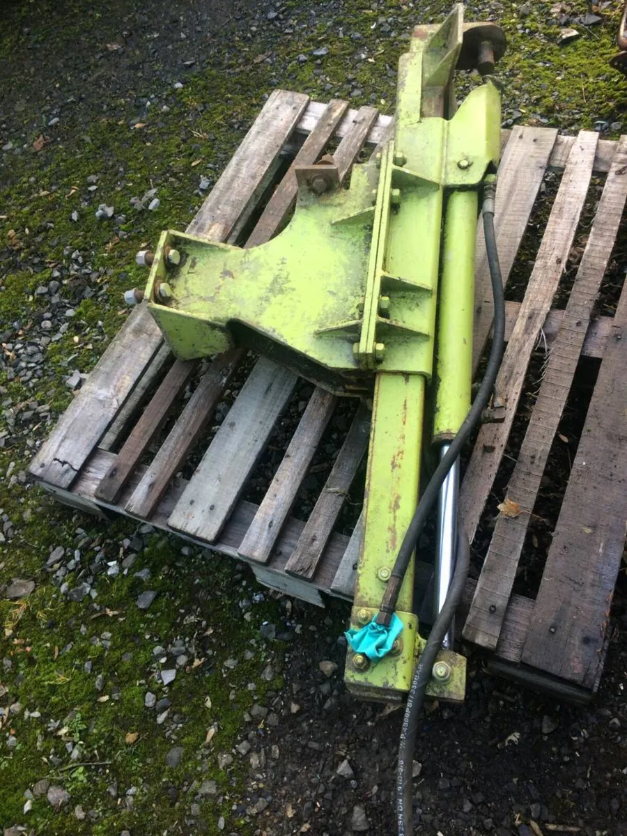 Hydraulic Pick up Hitch For Sale - Image 2
