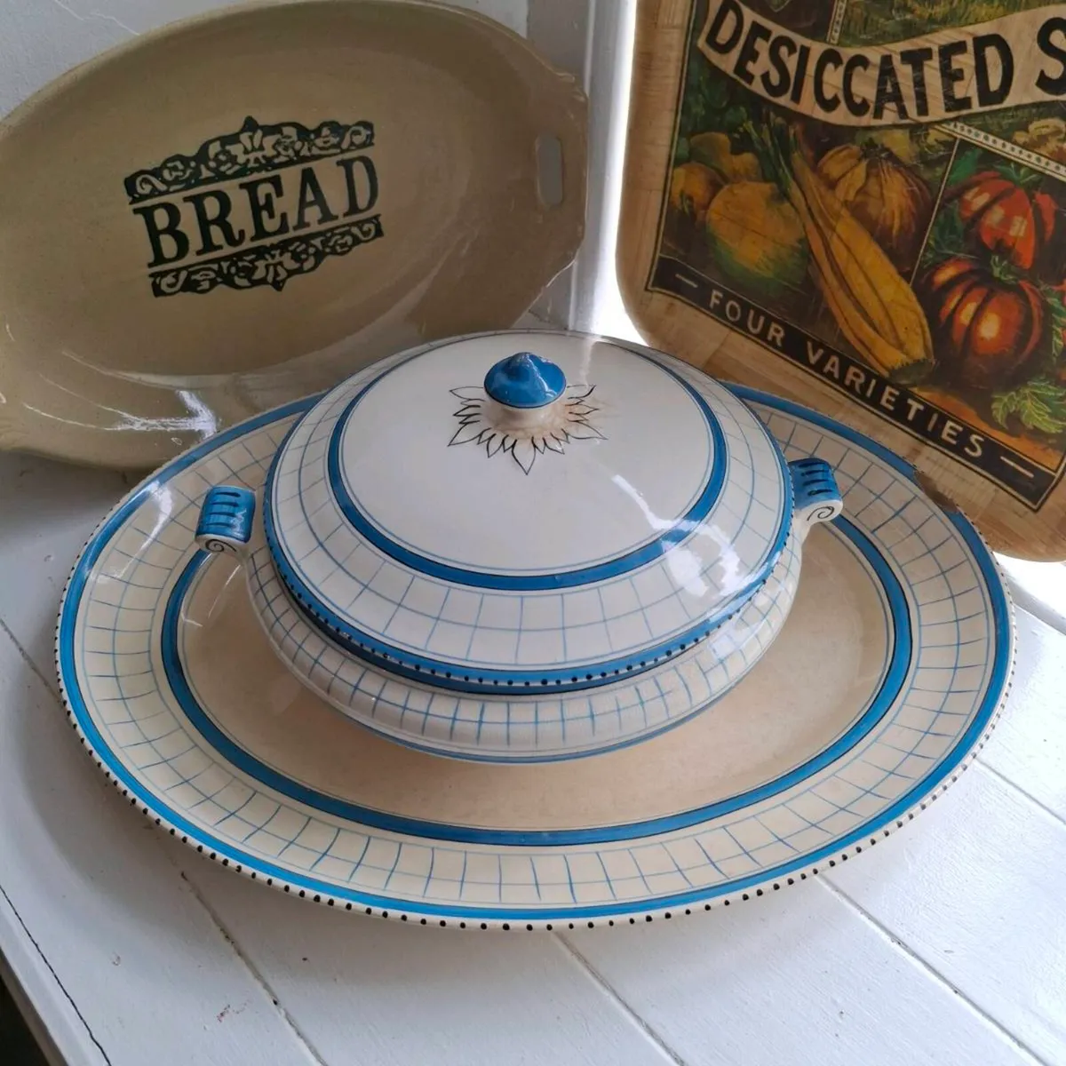 1930s Arklow Platter & Tureen - Image 1