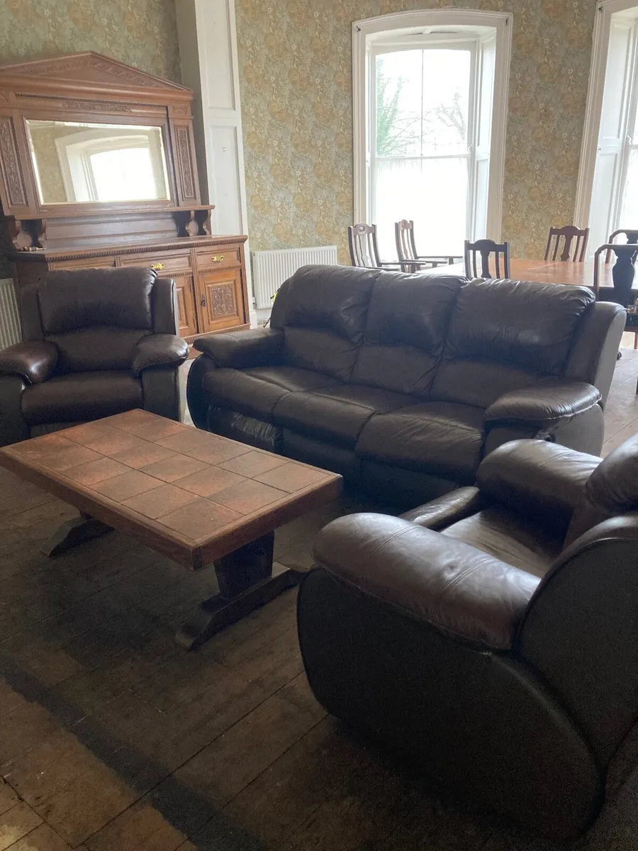 Couch 3+1+1 - Image 1