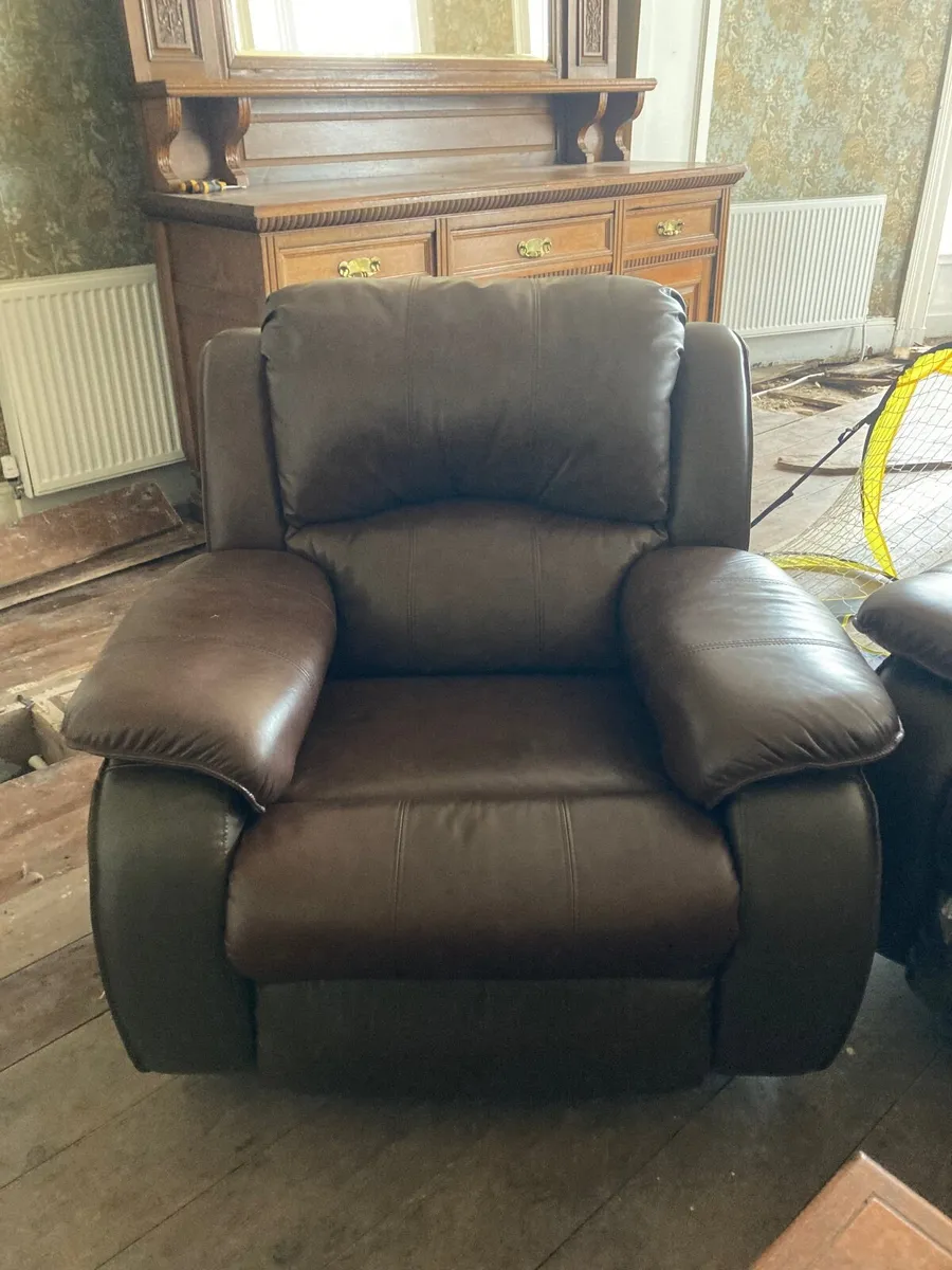 Couch 3+1+1 - Image 4