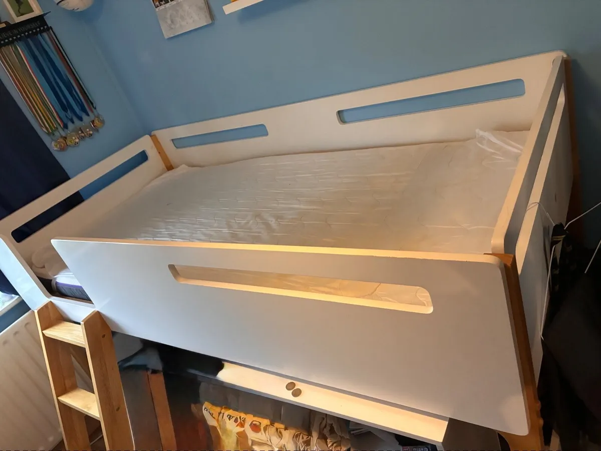 Mid sleeper bed - Image 3