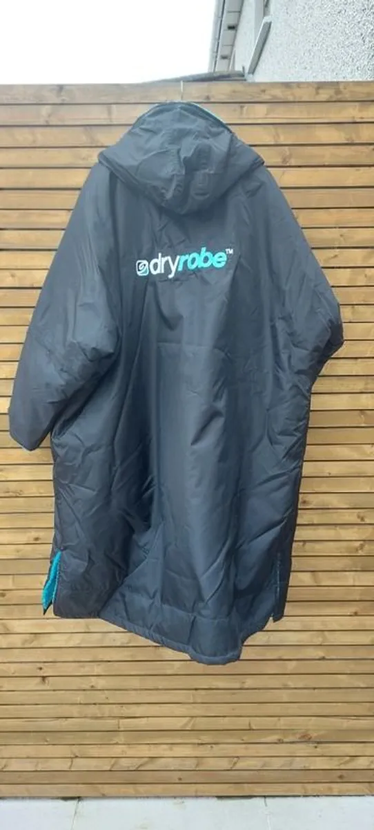 Family Dryrobes for sale (4) - Mint Condition - Rarely used - Image 4