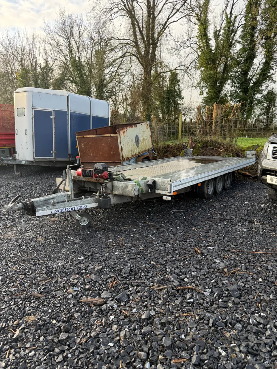 2021 3 AXEL INDESPENSION TILT BED TRANSPORTER - Image 1