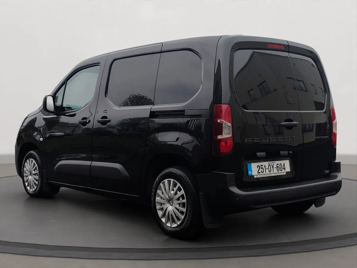 Peugeot Partner Professional - Image 2