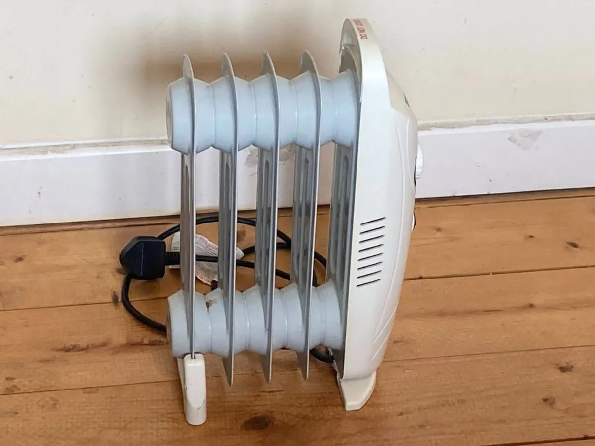 Mini Oil-Filled Radiator – Compact & Quiet - Image 3
