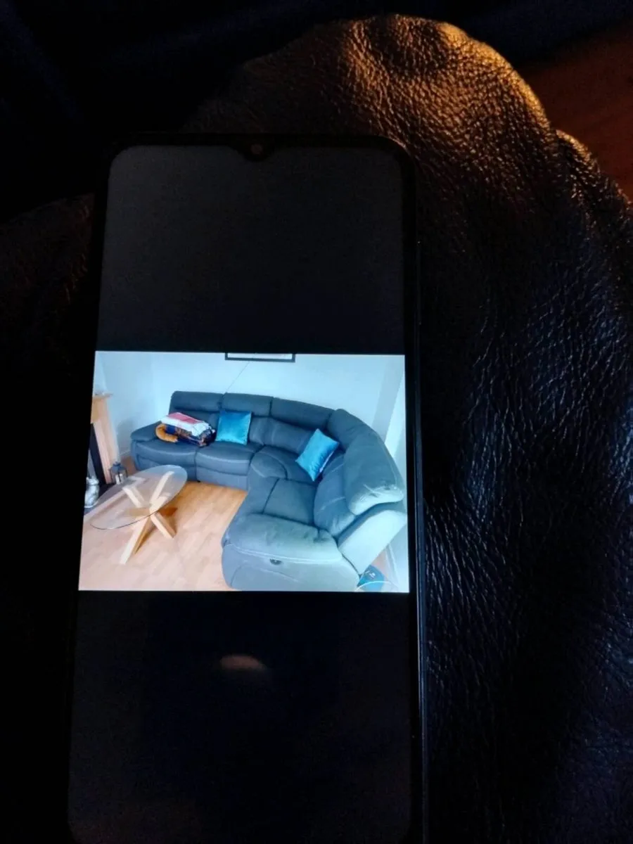 Sofa with two electric recliners - Image 4