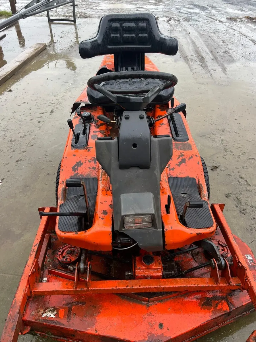 Kubota F1900 - Image 2