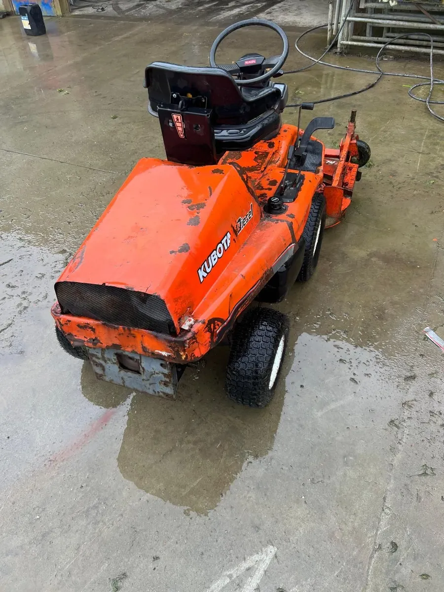 Kubota F1900 - Image 3