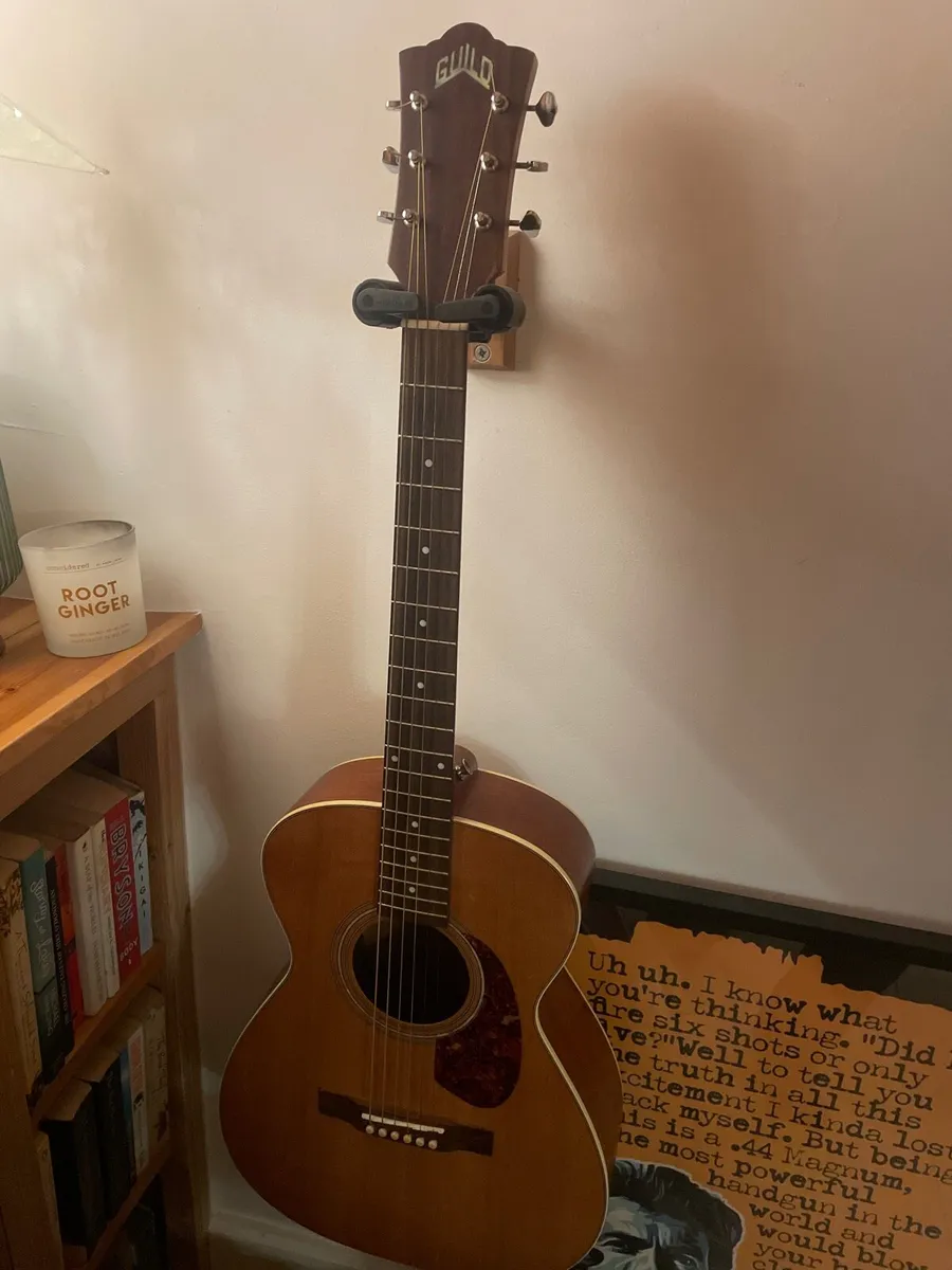 Guild 3/4 size acoustic guitar with pick-up - Image 1