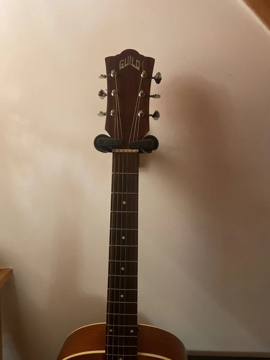 Guild 3/4 size acoustic guitar with pick-up - Image 3