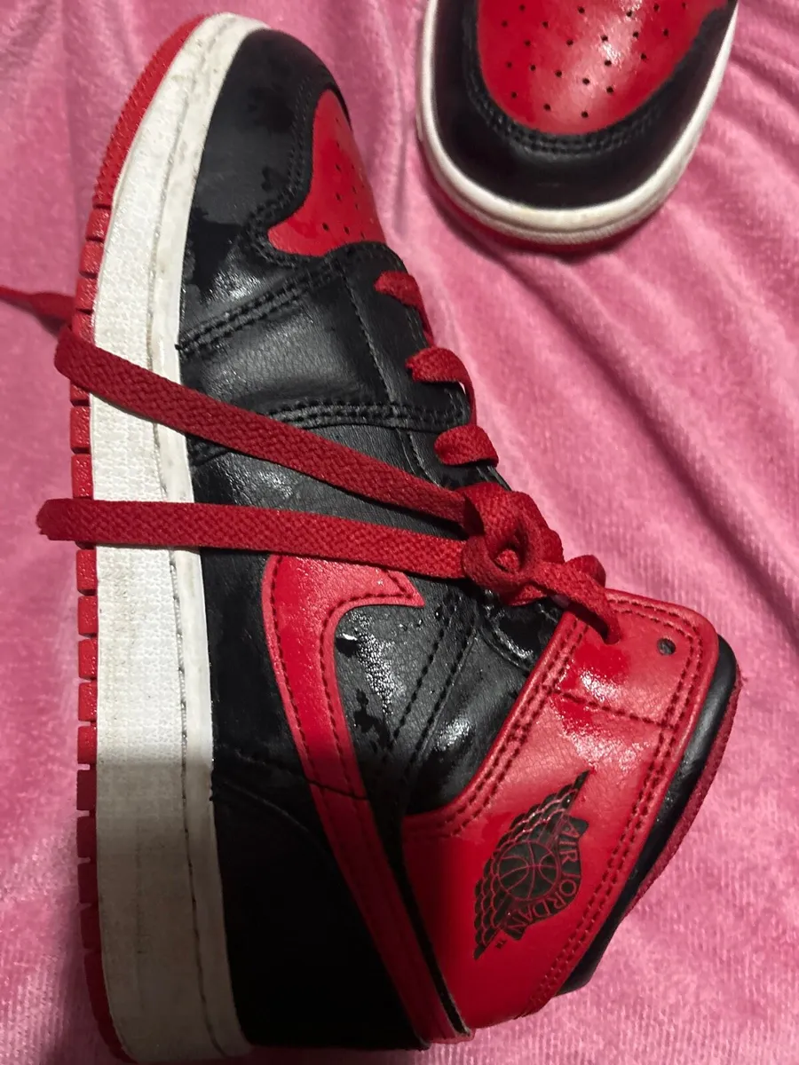 Air Jordan - Image 3