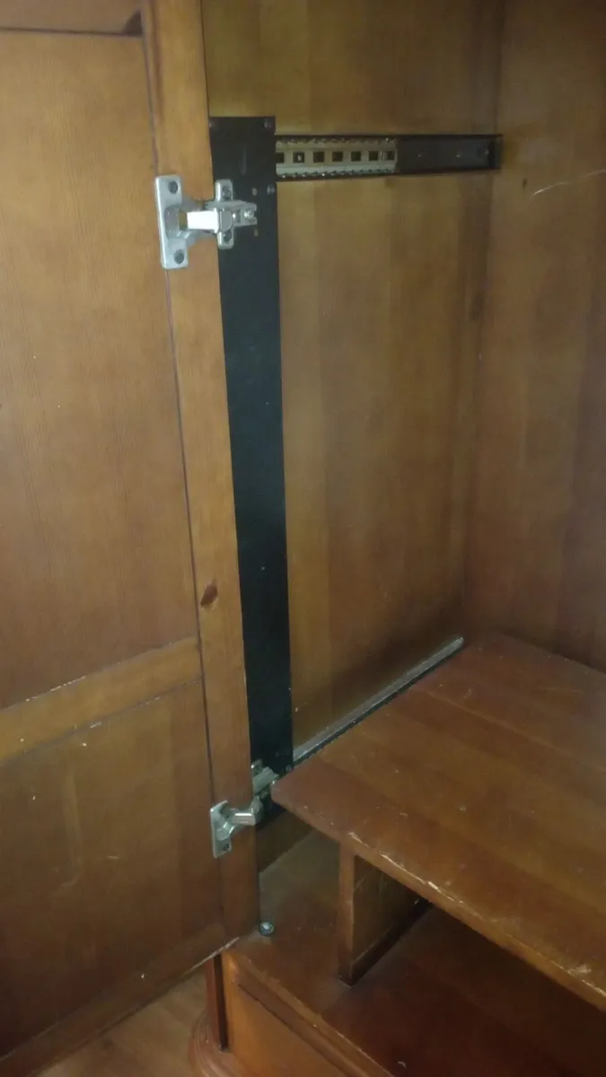 wood TV cabinet - Image 3