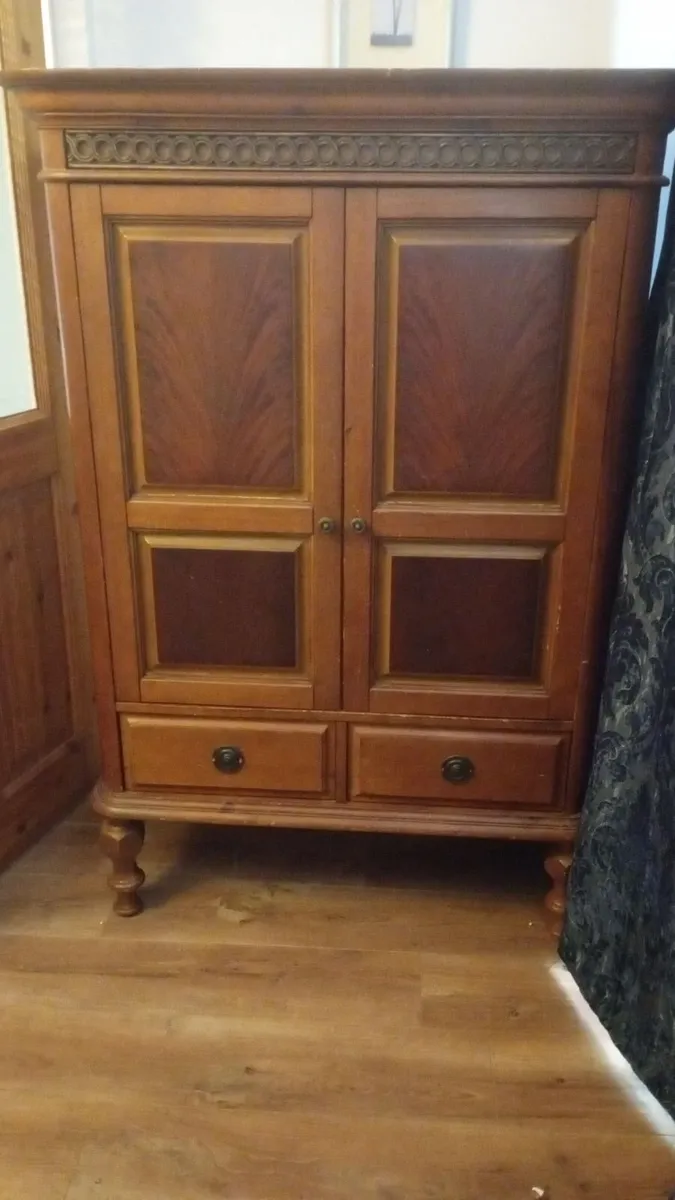 wood TV cabinet - Image 4