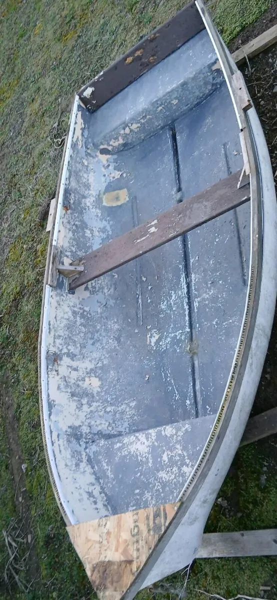 Boat , punt, Tender . - Image 1