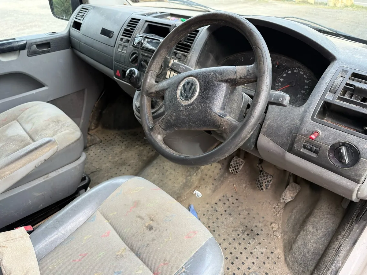 2006 Vw transporter 2.5 tdi - Image 4