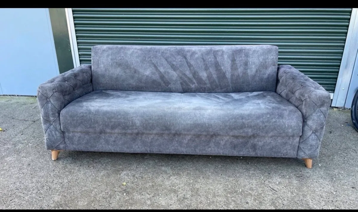 Sofabed - Image 1