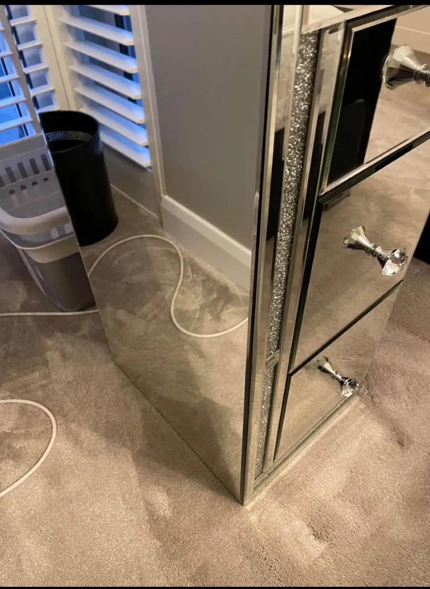 Vanity / Dressing Table - Image 4