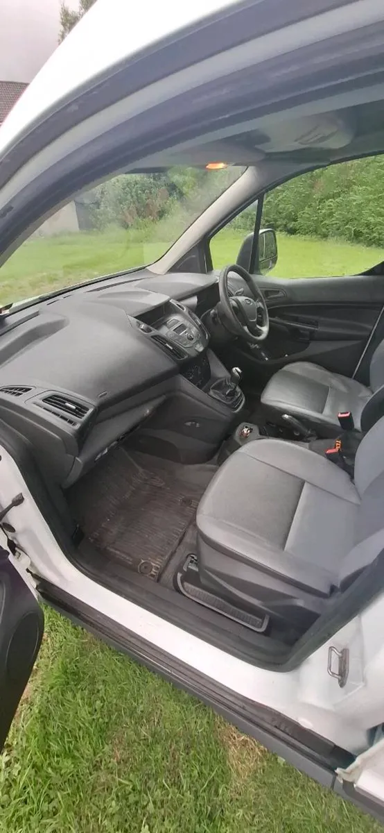 Ford transit connect - Image 3
